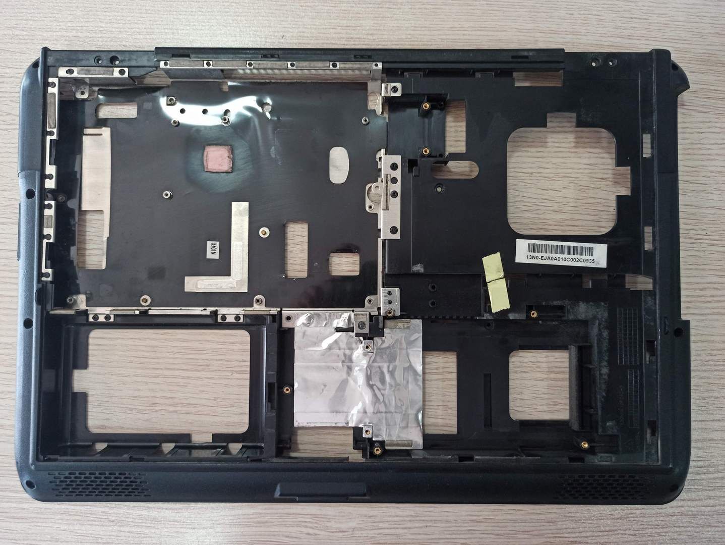 Asus K50 Alt Kasa K50IJ Alt Kasa 13N0-EJA0A01 13GNVK10P041-3-1