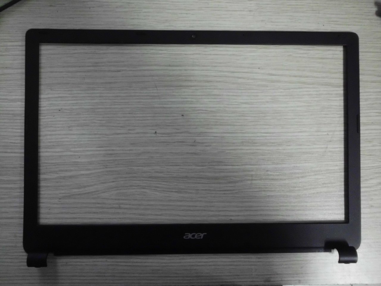 @ORIGINAL E1-532 BEZEL AP0VR000600