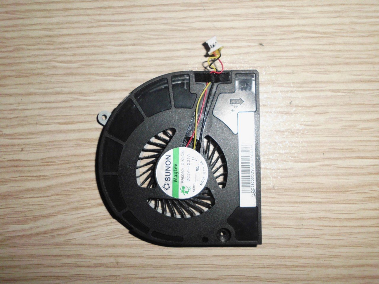 @ORIGINAL E1-532 SOĞUTUCU FAN MF60070V1-C150-G99
