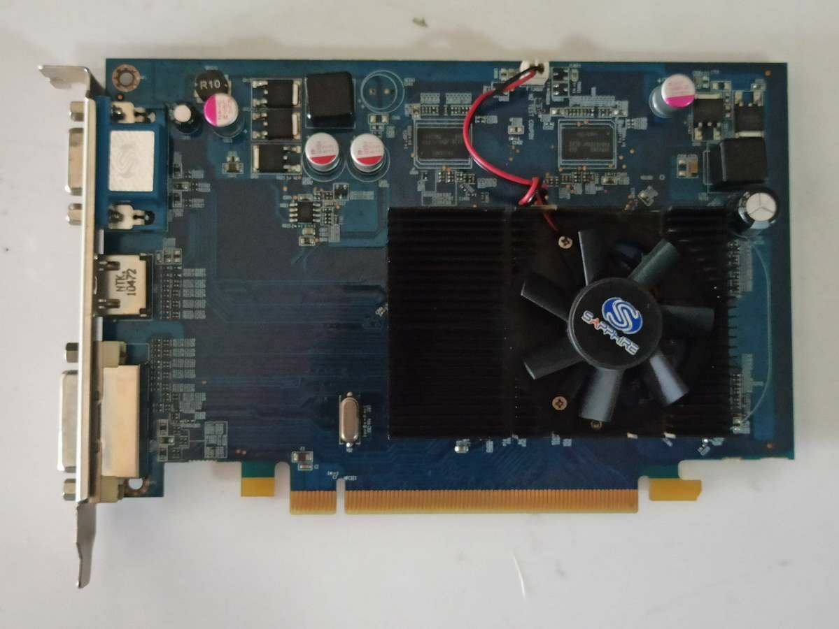 SAPPHIRE 1 GB HD 4670 HDG4670 1G DDR2 PCI-E HDMI/DVI-I/VGA