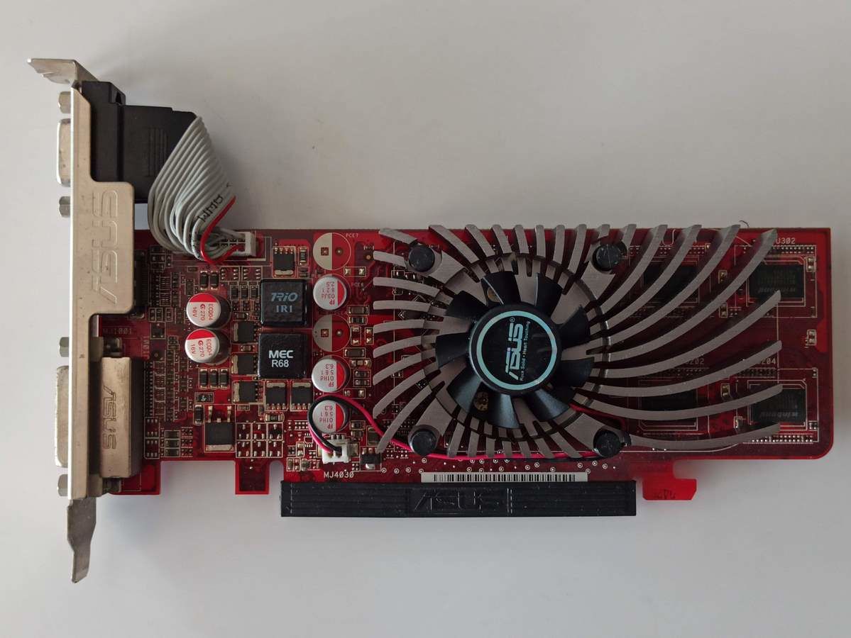 ASUS EAH4650 1 GB HD4650 EKRAN KARTI