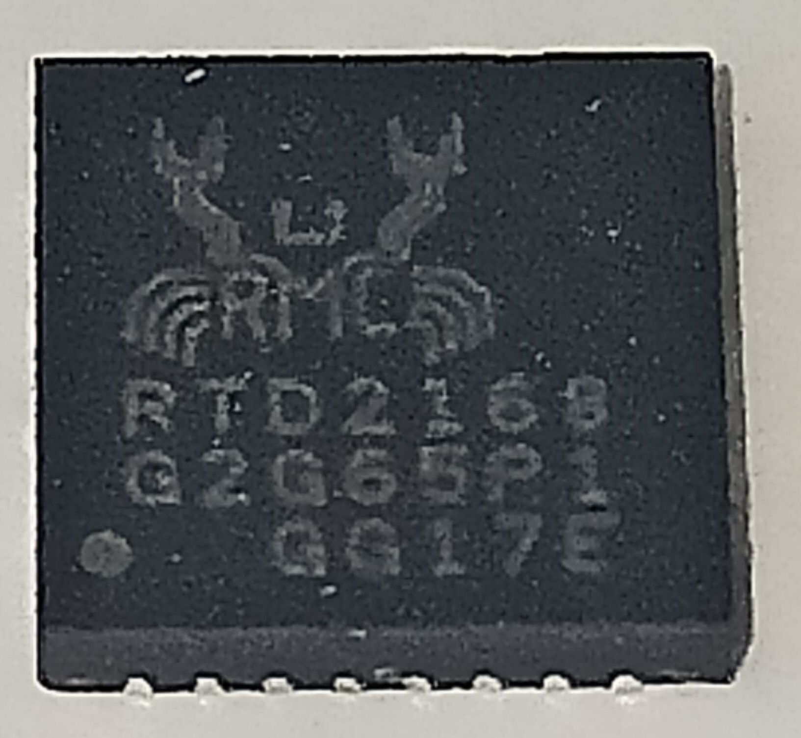 RTD2168	QFN-32 Chipset