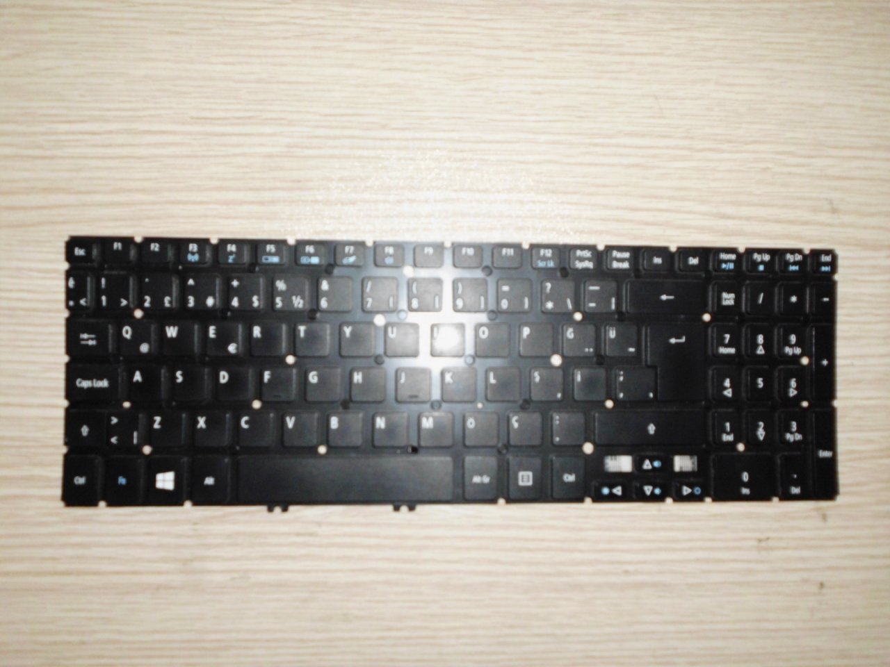 @ORIGINAL Acer V5 551 KLAVYE ZRP Klavye AEZRPA00110