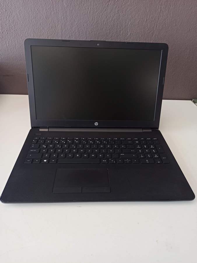 HP 15-BS038NT PENTIUM GOLD 4415U 2.3GHZ 8 GBRAM 120 GB SSD