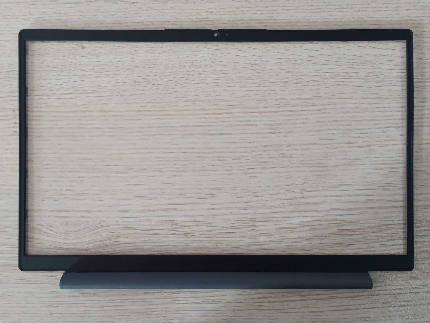 Lenovo IdeaPad 3 15ALC6 Bezel AP21P000300