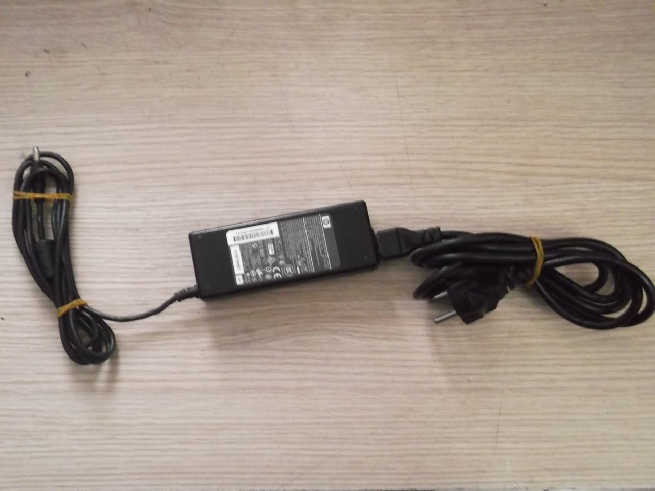 @ORIGINAL dv8373ea PA-1900-08R1 dv8000 ADAPTÖR  412267-001 19 V 4.74 A
