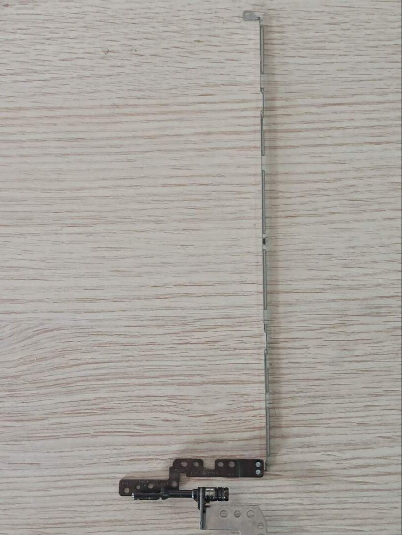 Lenovo IdeaPad 3 15ALC6 Menteşe Sağ AM21P000520