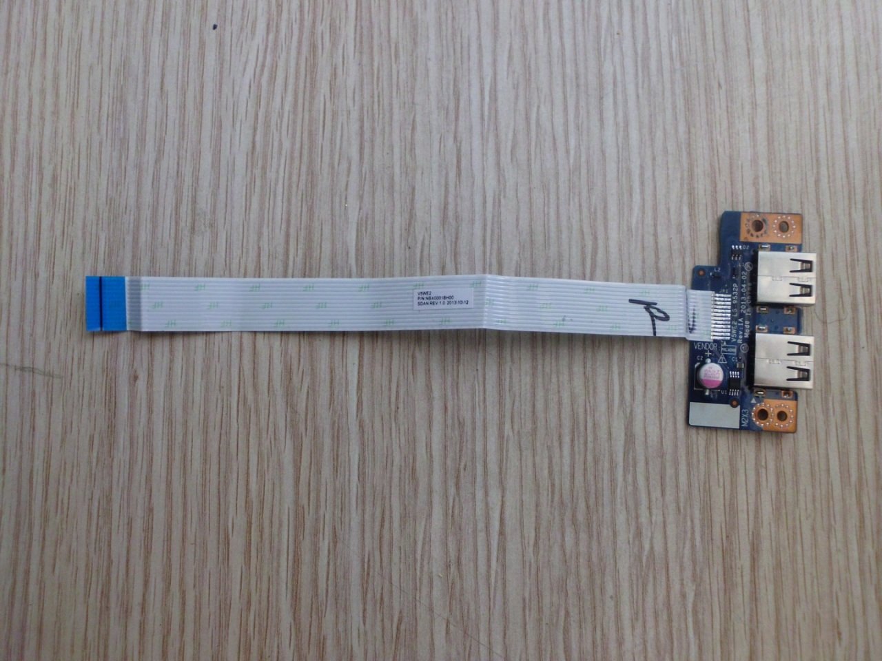 @ORIGINAL Acer E1-570 Usb Board LS-9532P