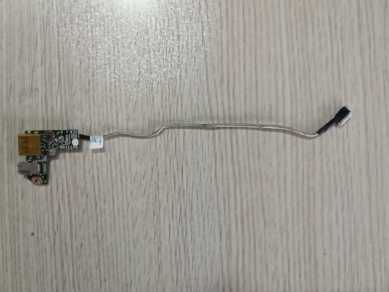 @ORIGINAL IDEATAB A10 USB BOARD