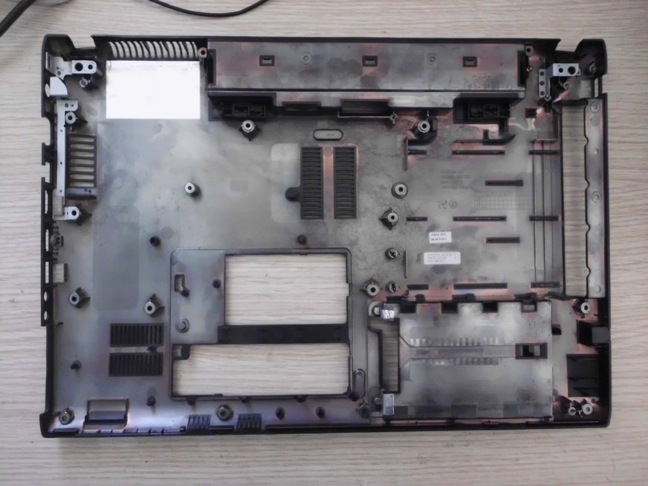 @ORIGINAL NP-R520 ALT KASA R520H ALT KASA
