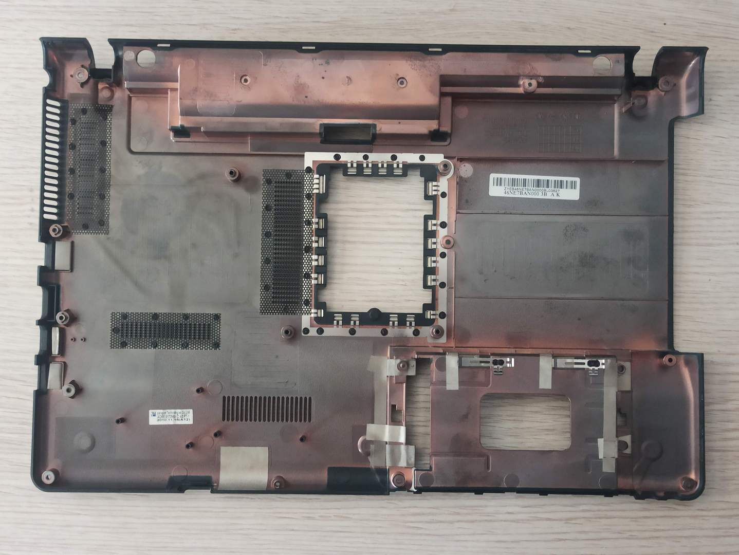 Sony PCG-61611M 61611M Alt Kasa 46NE7BAN000