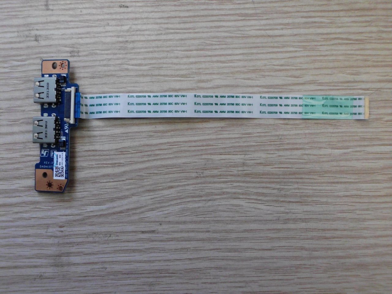 @ORIGINAL Sony SVF1521SSTW USB BOARD SVF152A29W USB SOKET DA0HK8TB6D0