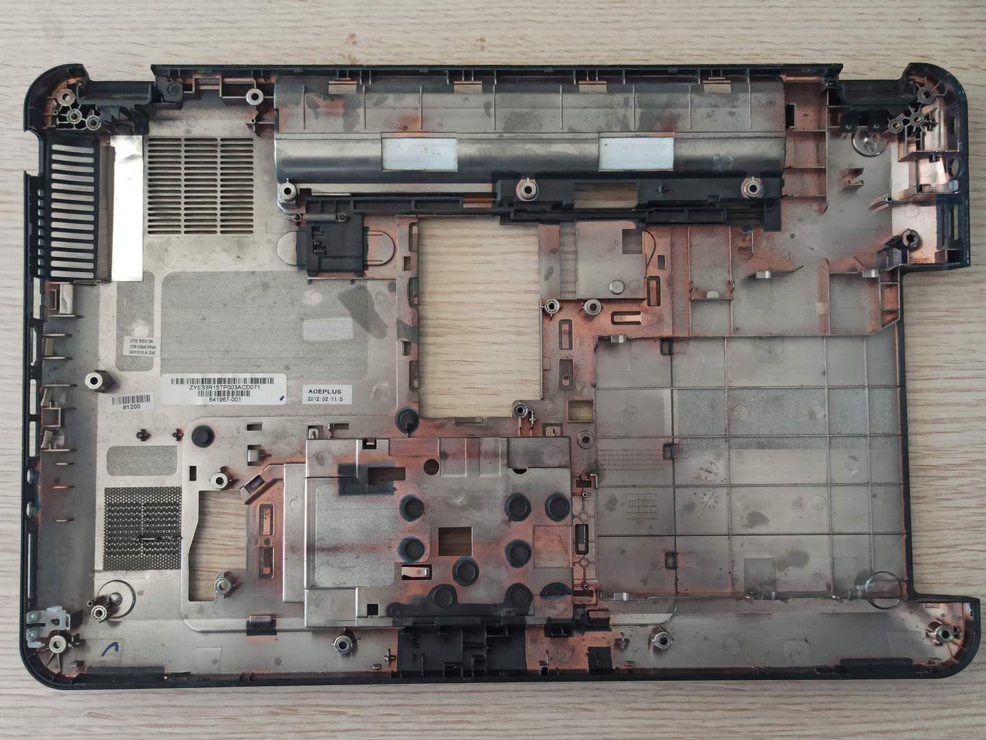 Hp G6-1000 Alt Kasa G6-1305ST Alt Kasa 641967-001 33R15BATP00