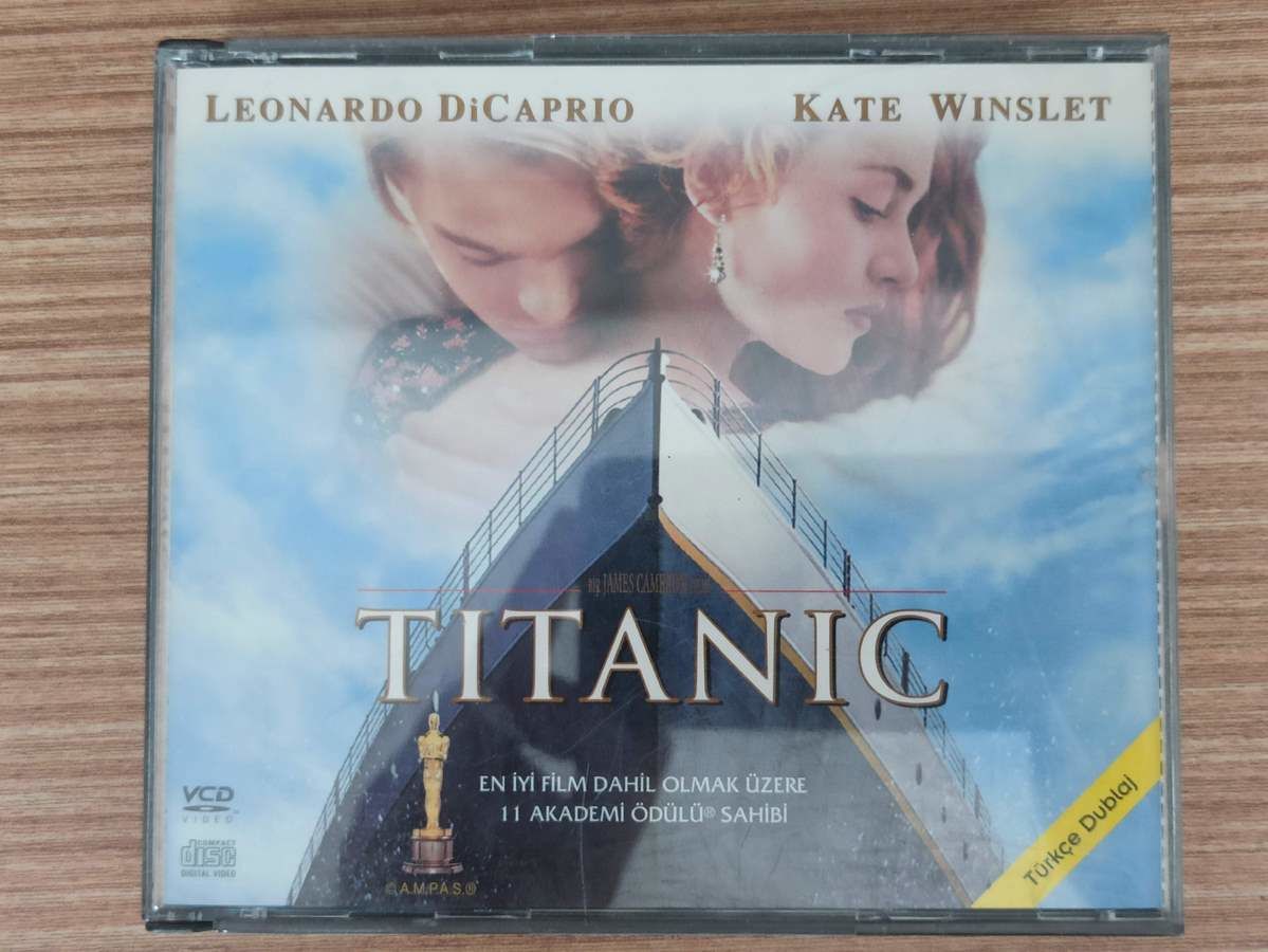 @ORIGINAL Titanic