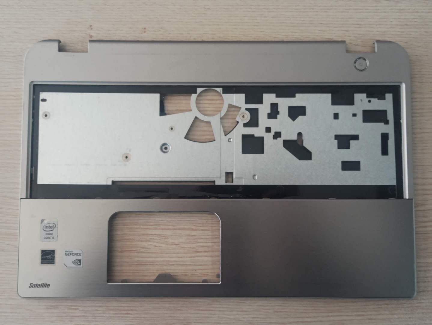 Toshiba M50T-A Üst Kasa K000150160