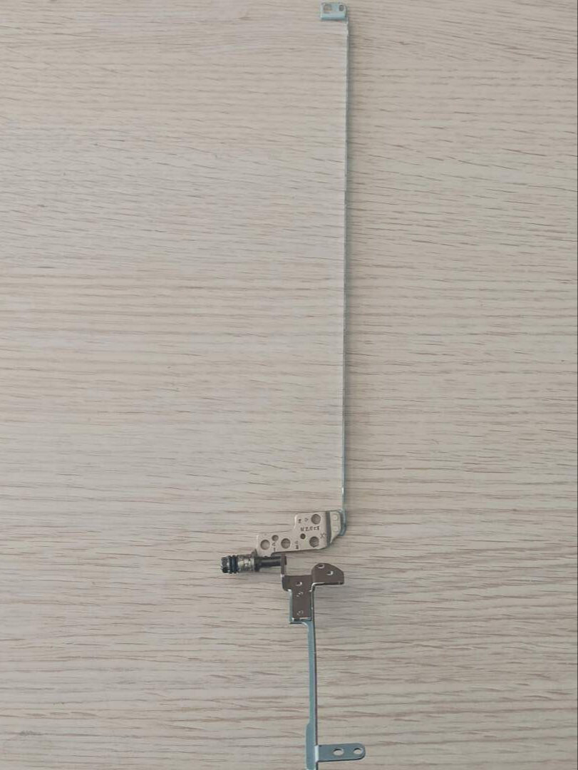 Toshiba M50T-A Menteşe SAĞ