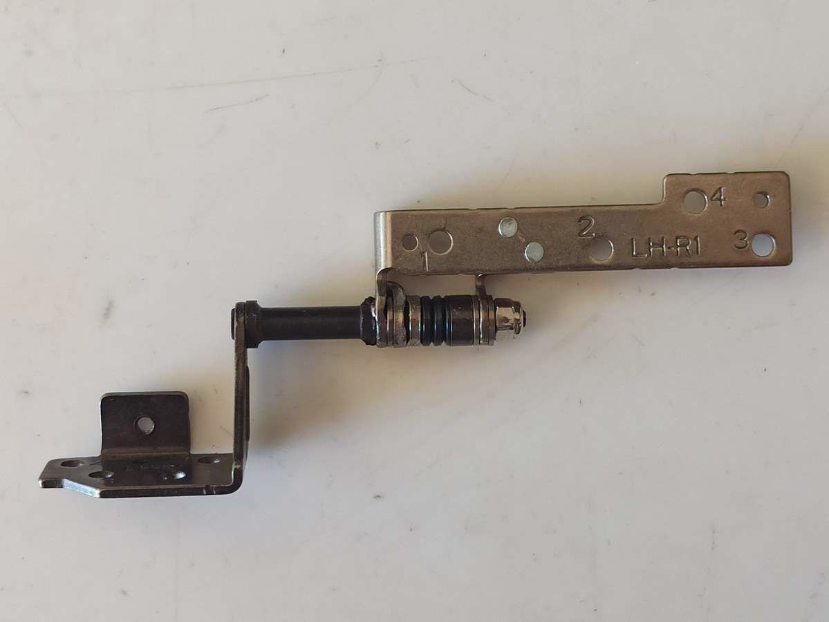 Monster Abra A5 V8.1 MENTEŞE SAĞ