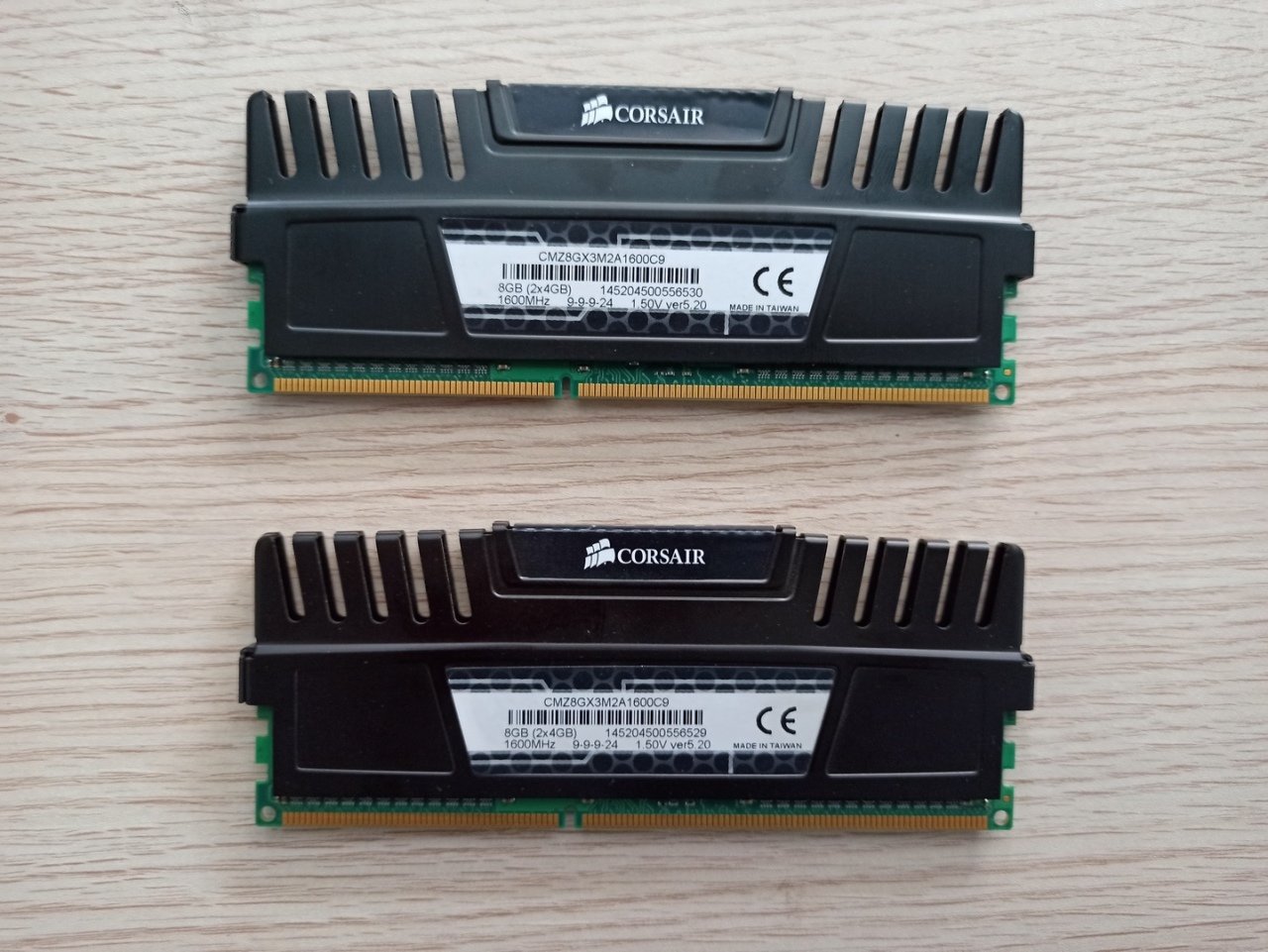 Corsair 4+4 8 GB 1600MHz DDR3 Vengeance CMZ8GX3M2A1600C9