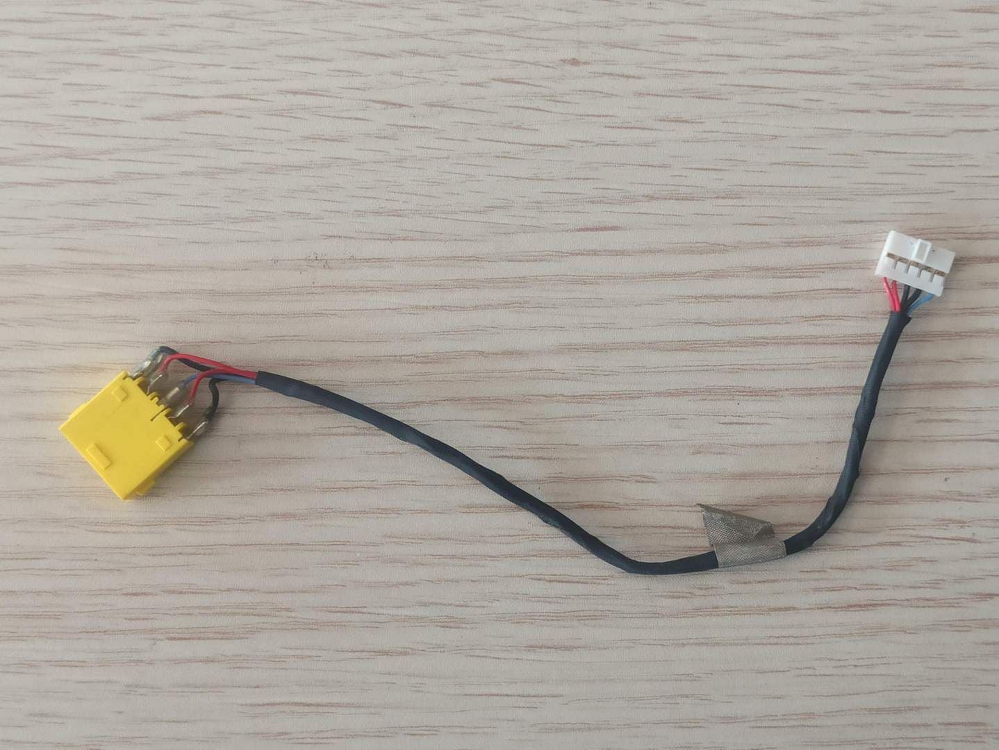 Lenovo IdeaPad U530 Touch Dc Jack