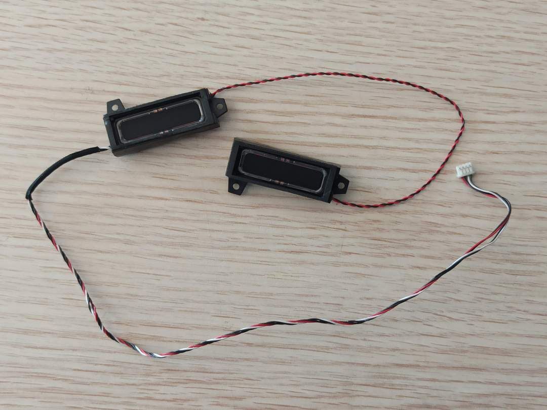 Asus G703V Hoparlör Ekran