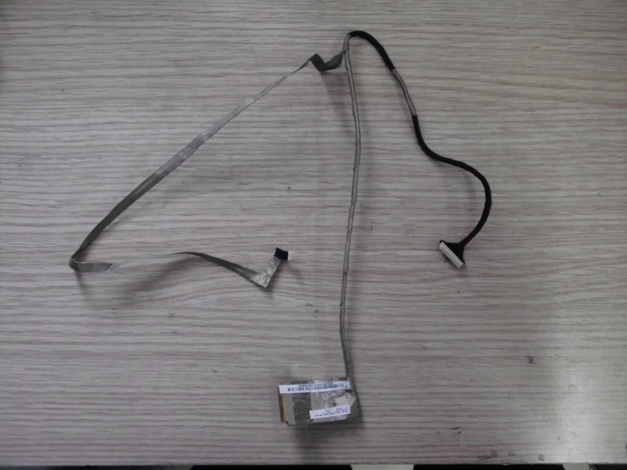 @ORIGINAL G570 LCD DATA CMOS CABLE DC020015W10 G575 LCD DATA