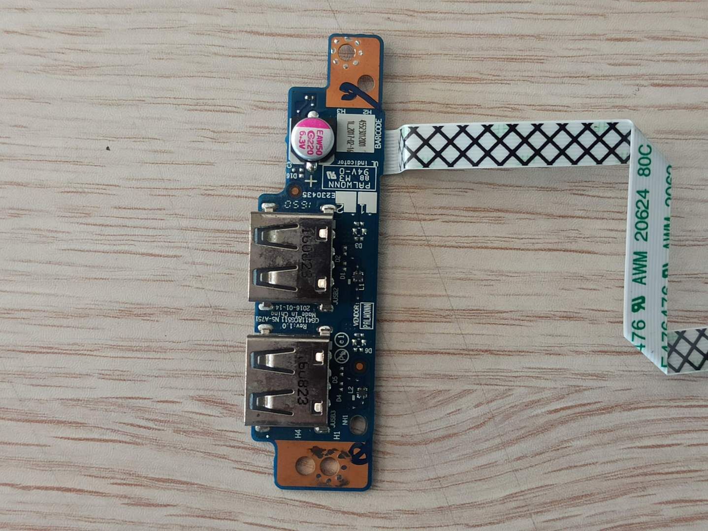 Lenovo 310-15ikb Usb Board NS-A751
