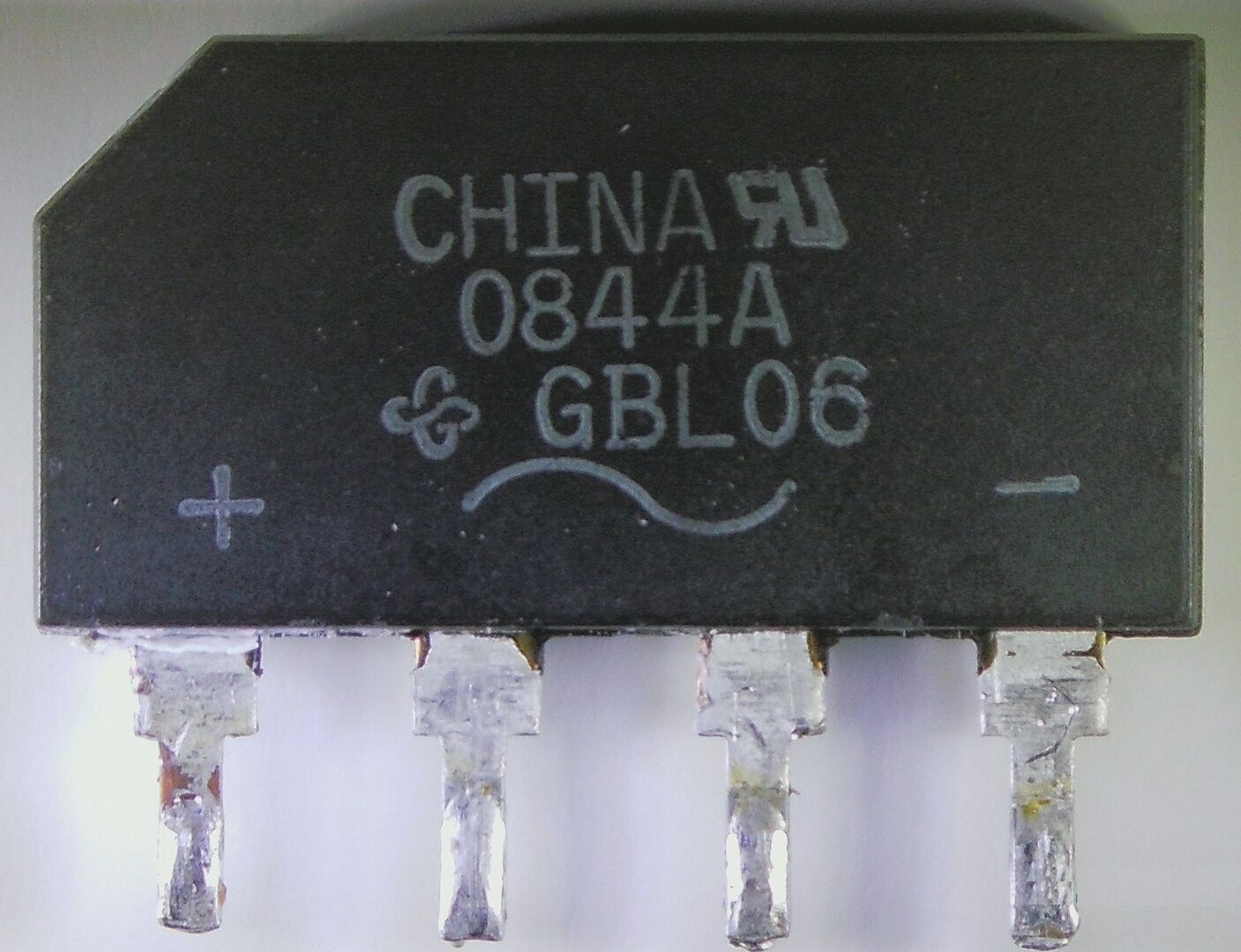 GBL06 Köprü Diyot SIP-4