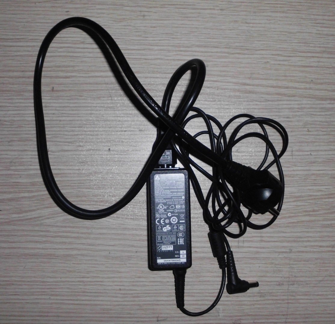 @ORIGINAL CASPER C300 Adaptör 19V 2.1A  ADP-40KD BB