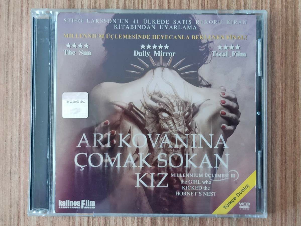 @ORIGINAL ARI KOVANINA ÇOMAK SOKAN KIZ VCD