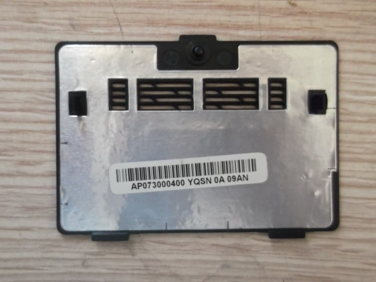 @ORIGINAL TOSHIBA L505 ALT KAPAK L505 RAM KAPAĞI AP073000400