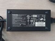 Toshiba Qosmio X870 Adaptör PA5084E-1AC3