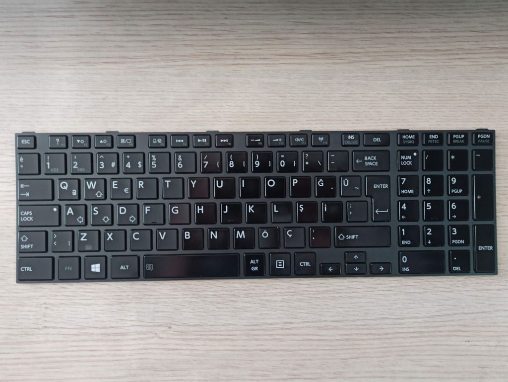 Toshiba Qosmio X870 KLAVYE V130426CK3