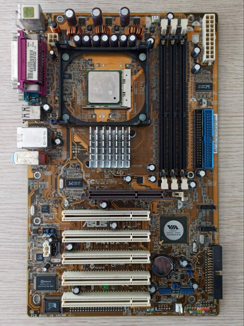 ASUS P4V8X-X Socket 478 VIA P4X533 ATX Intel Anakart