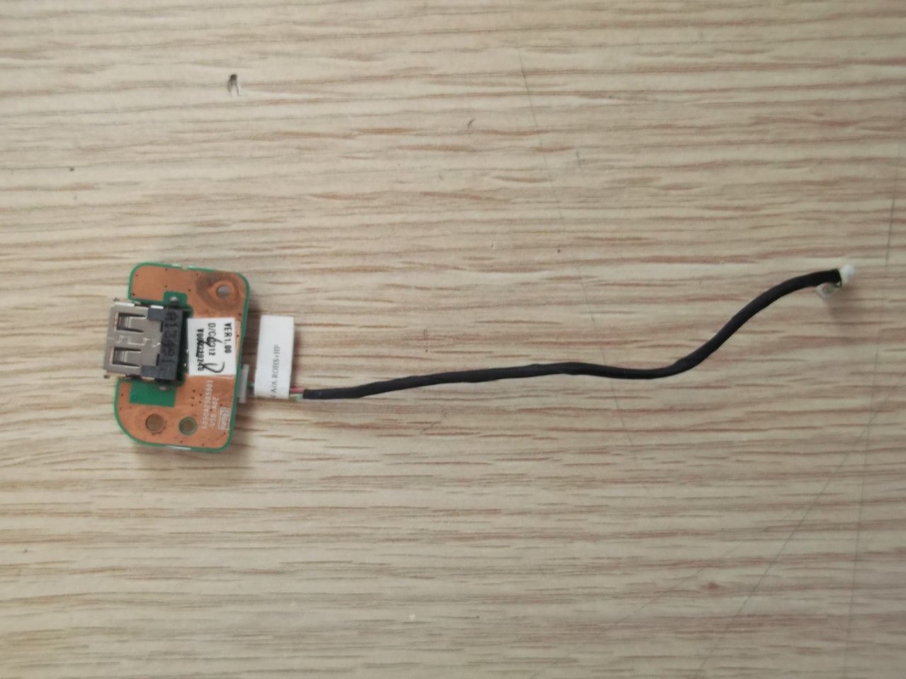 @ORIGINAL TOSHIBA C50 C50-A USB BOARD 6050A2585501