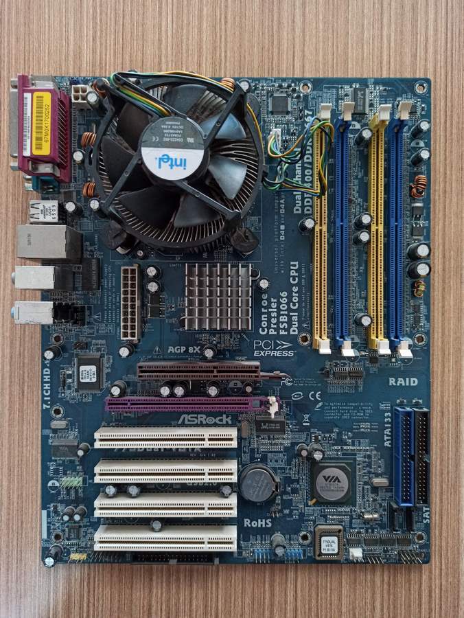 Asrock 775DUAL-VSTA DDR+DDR2 Ram Agp+PCILE X16 Slo