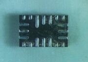 41028 SLG4U41028VTR 4102B SLG4U41028V QFN-20