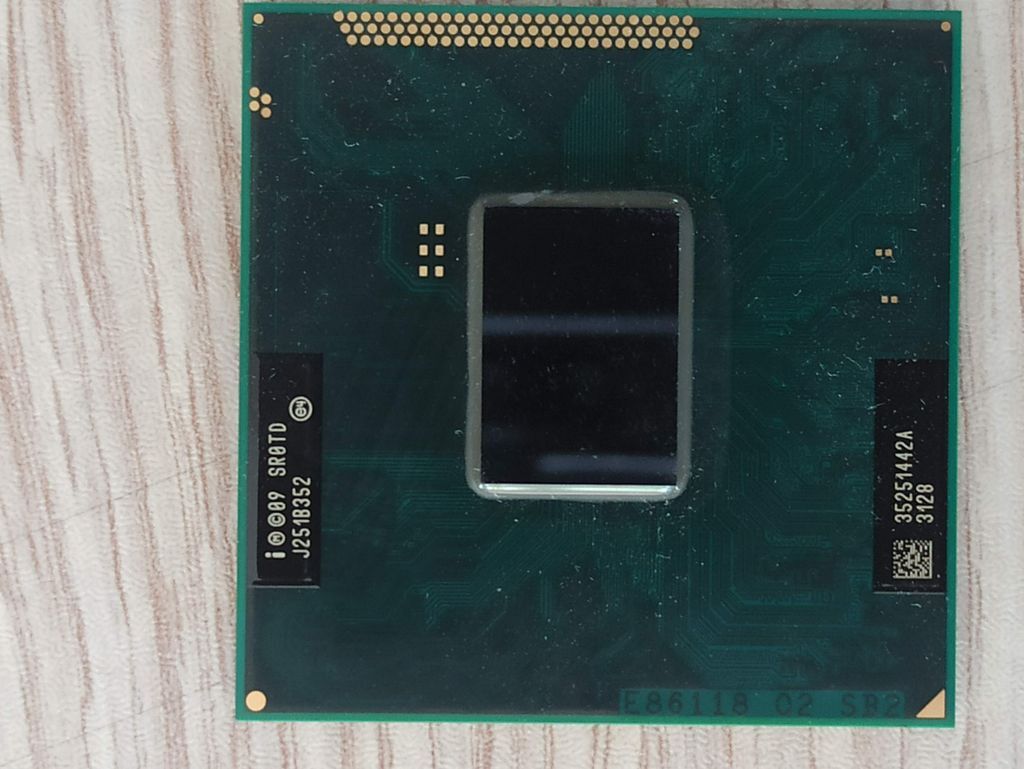 Intel Core i3-2348M Notebook İşlemci 3M Cache, 2.30 GHz SR0TD