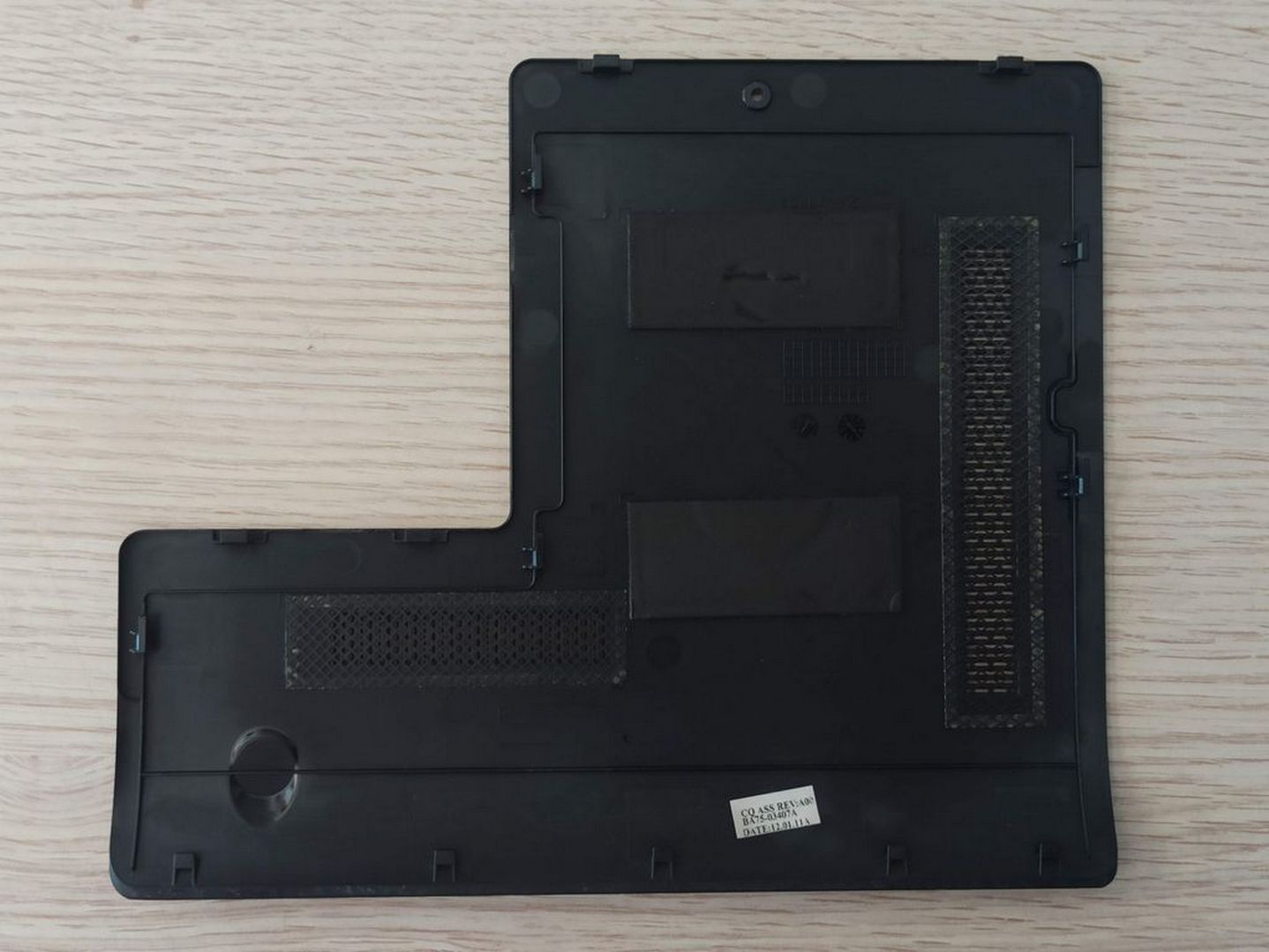 NP305E5A ALT KAPAK NP305 ALT KAPAK BA75-03407A