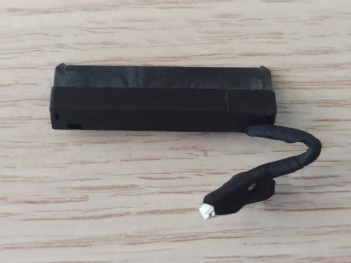 NP305E5A HDD SOKET NP305 HDD SOKET FLEX