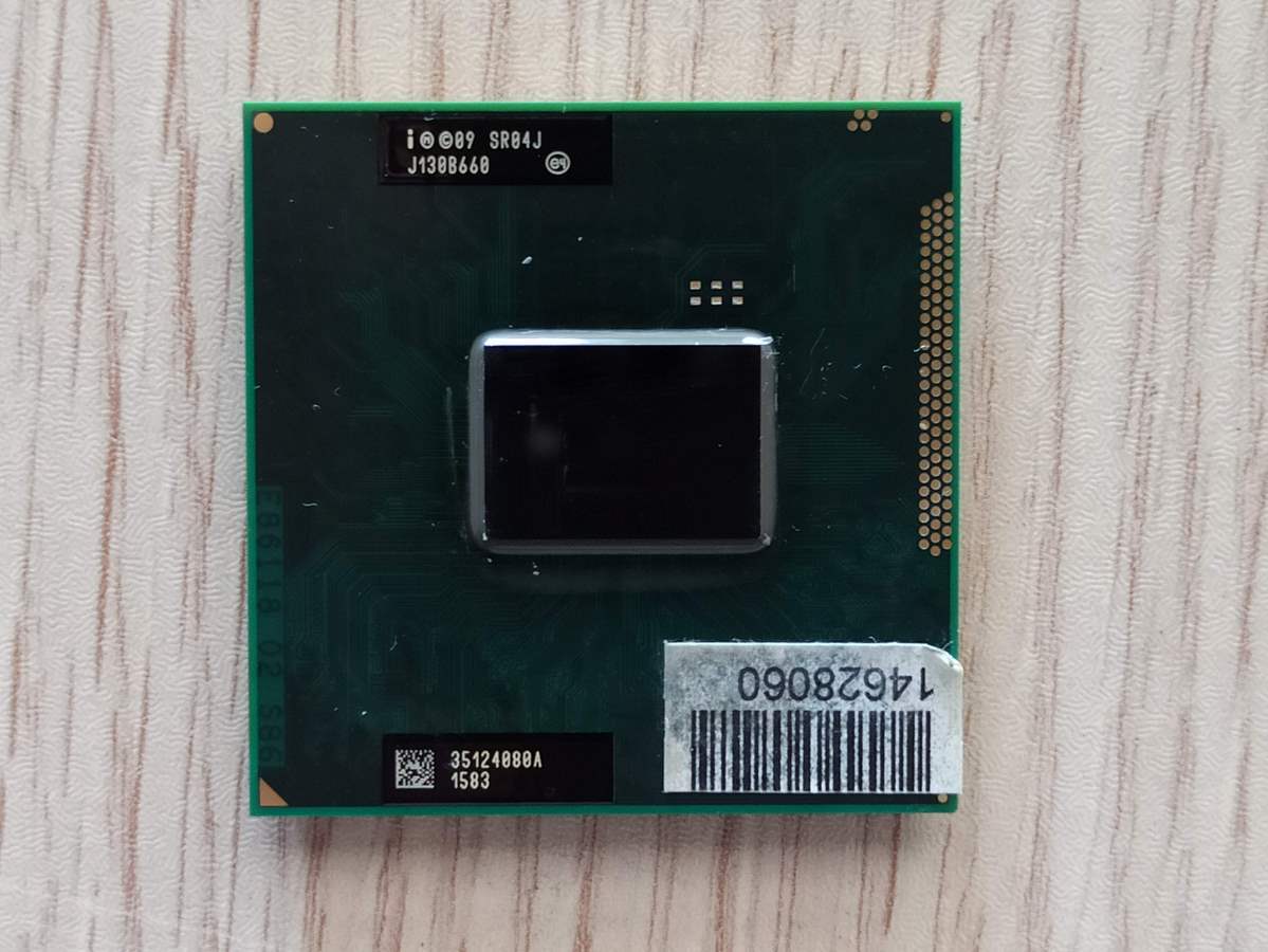 Intel® Core™ i3-2330M İşlemci SR04J