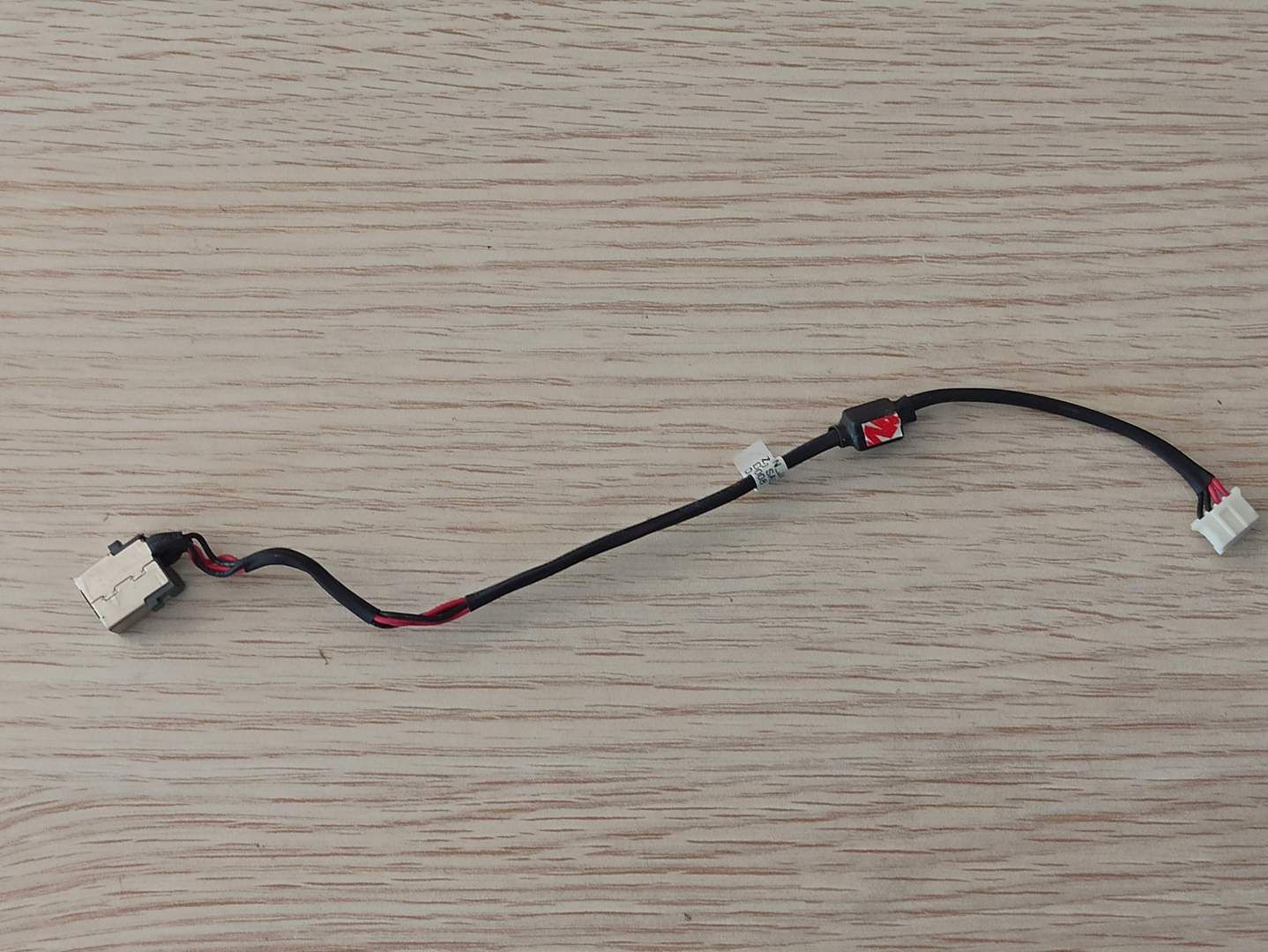 Acer E1-510 DC JACK Z5WF2_DC_IN_JACK DC30100PU00