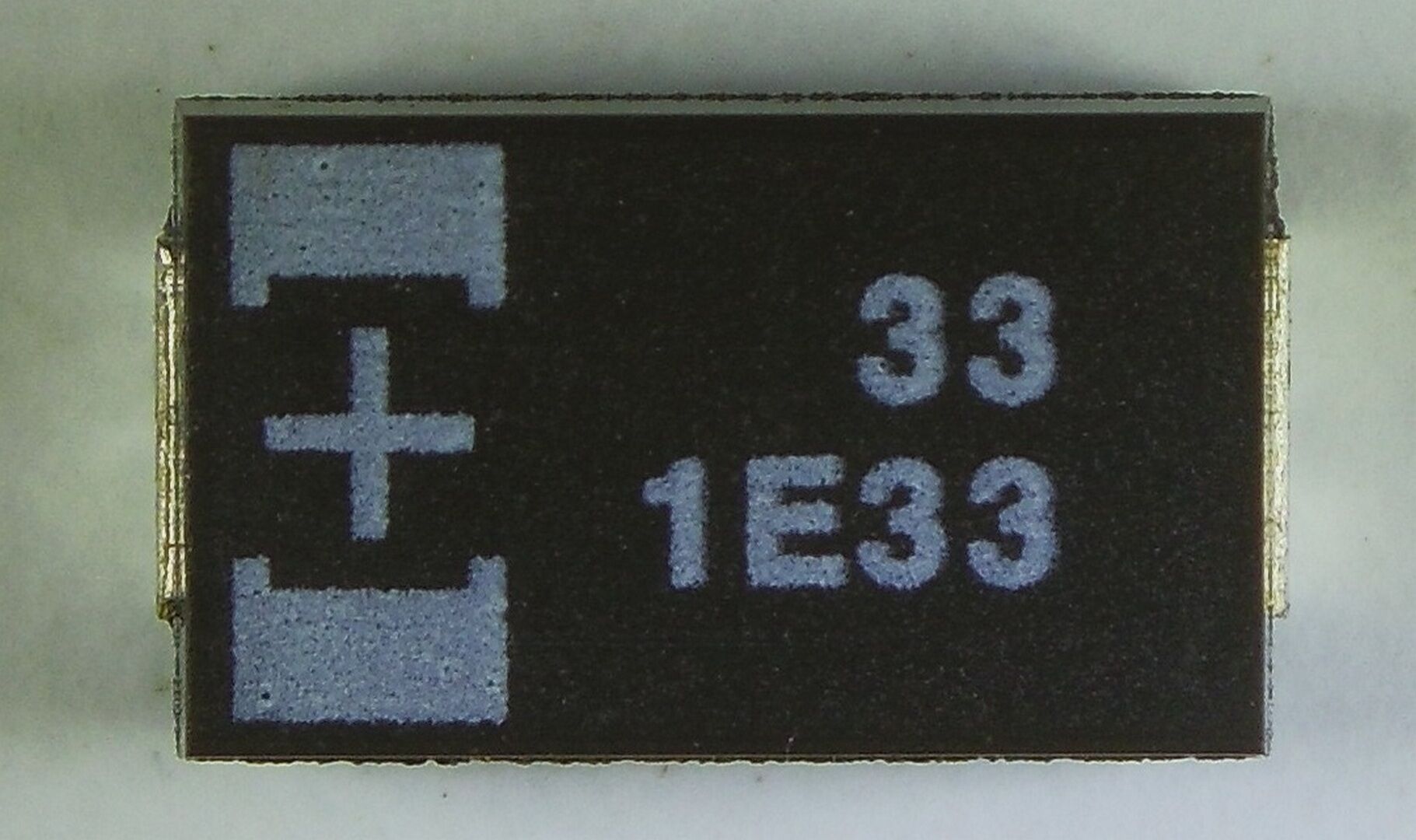 33 1E33 25TQC33MYF Tantal Kondansatör 33uF 25V