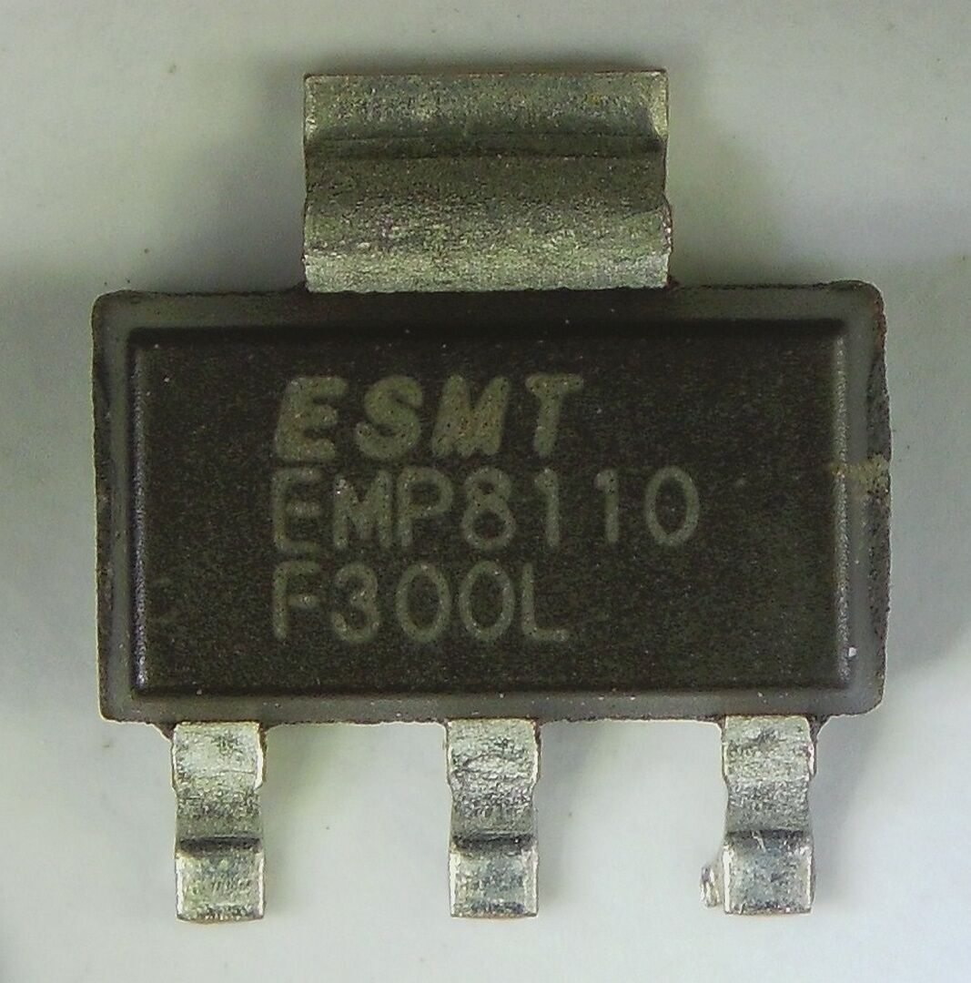 ESMT EMP8110 F300L EMP8110-XXVEG3NRR SOT-223 Chipset