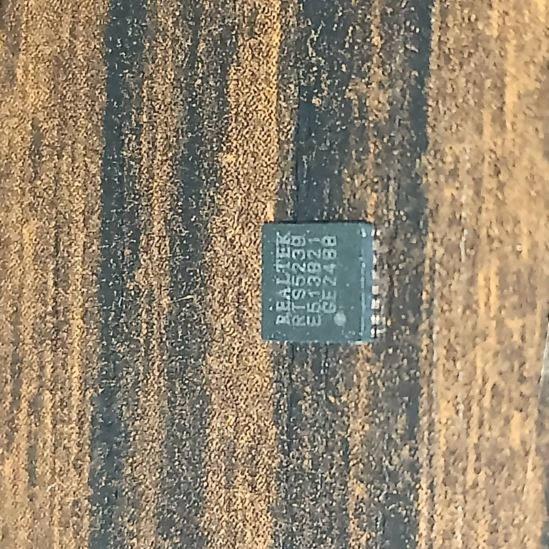 Realtek RTS5239  RTS5239-GR QFN-24 Card Reader Chipset