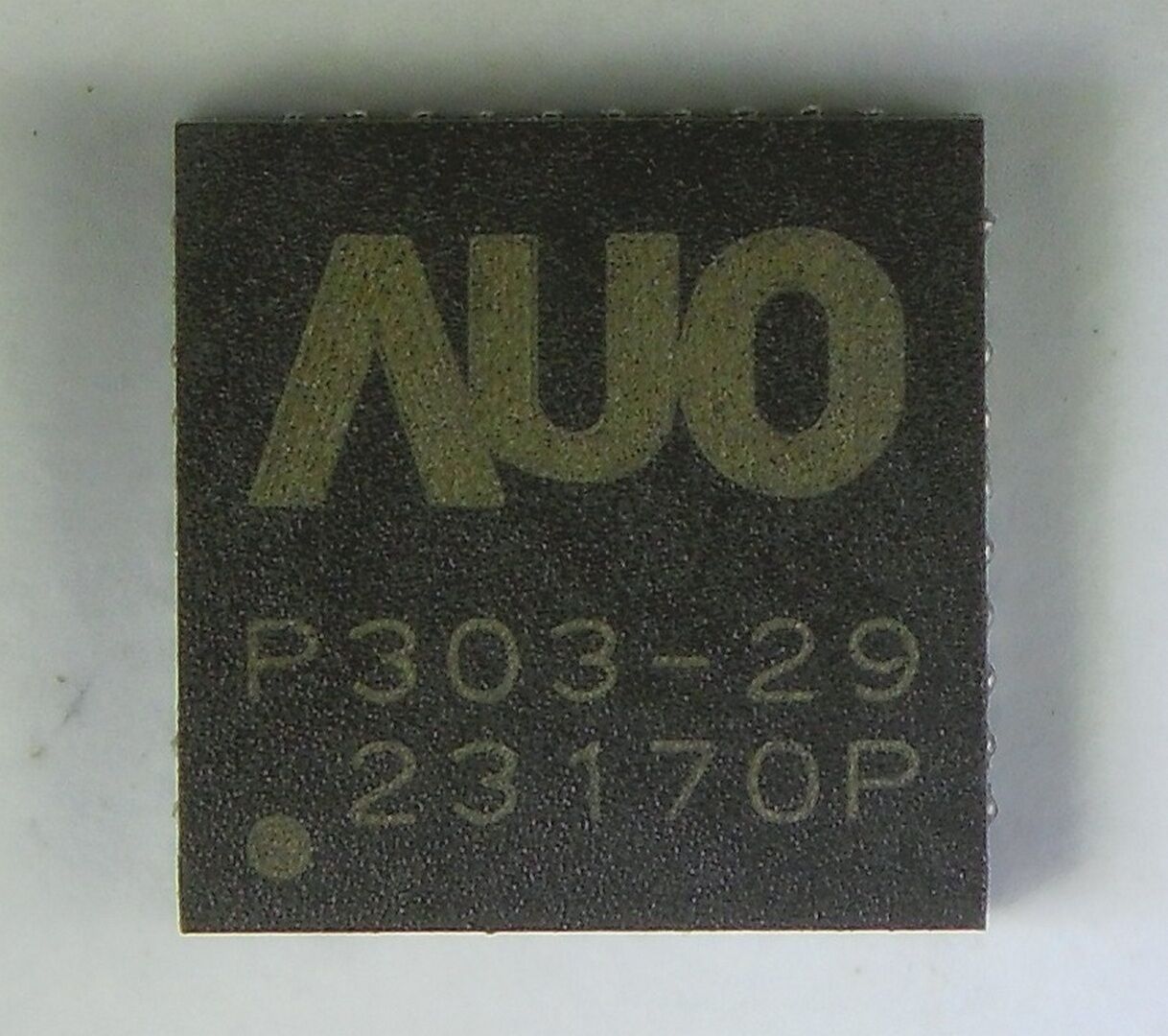 AUO P303-29 P303 QFN-40 Chipset