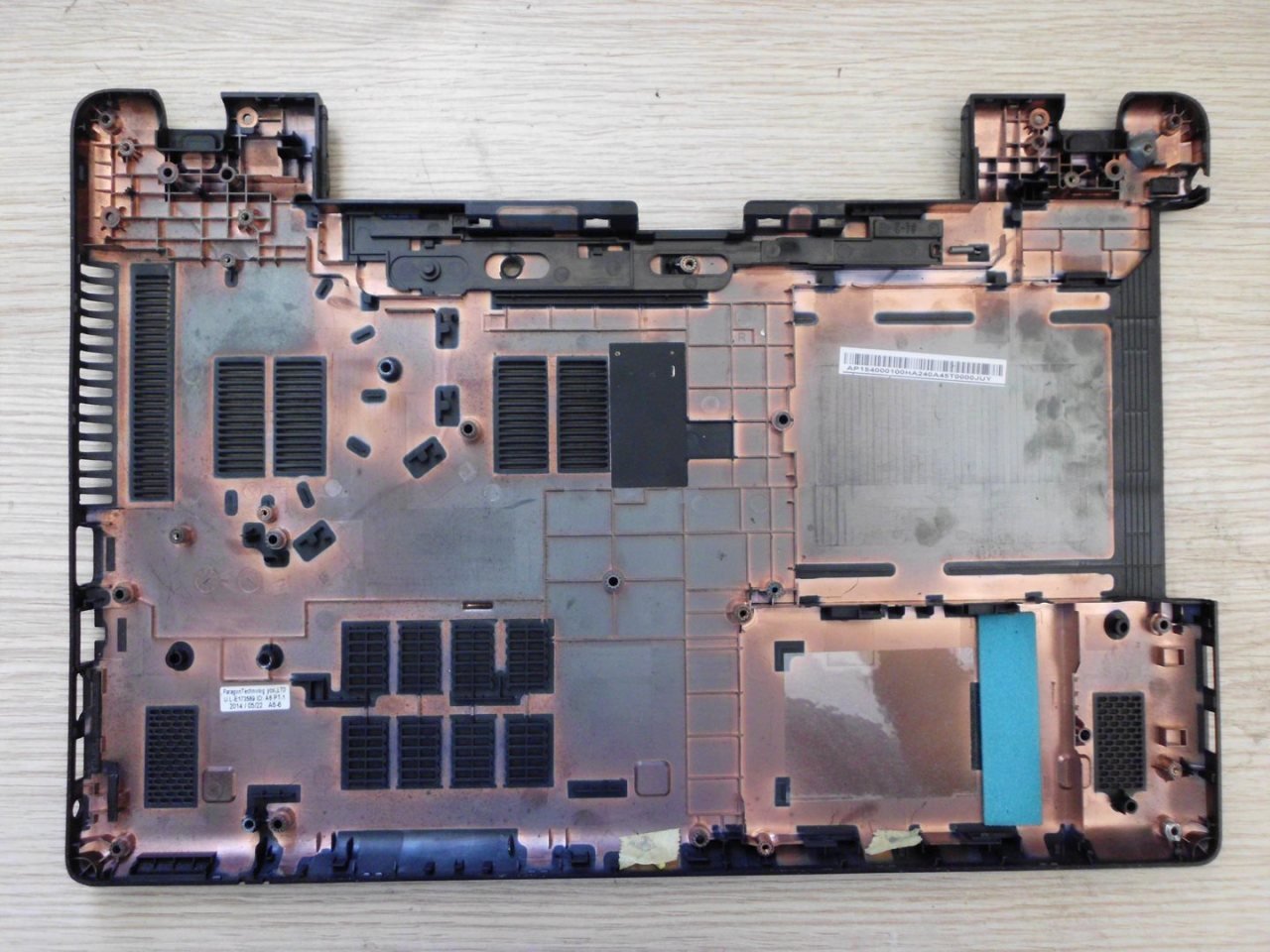 @ORIGINAL ACER E5-571G ALT KASA E5-511 E5-521 E5-551 E5-571 Alt Kasa