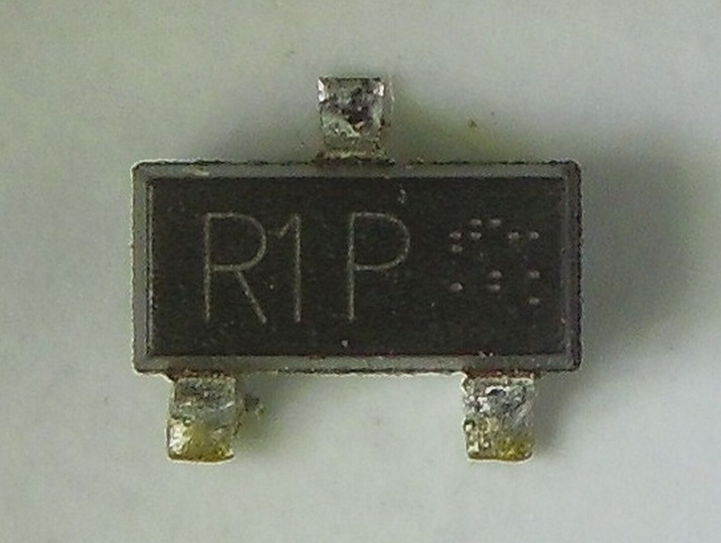R1P SST2222A HZG Transistor 40V 600mA SOT-23