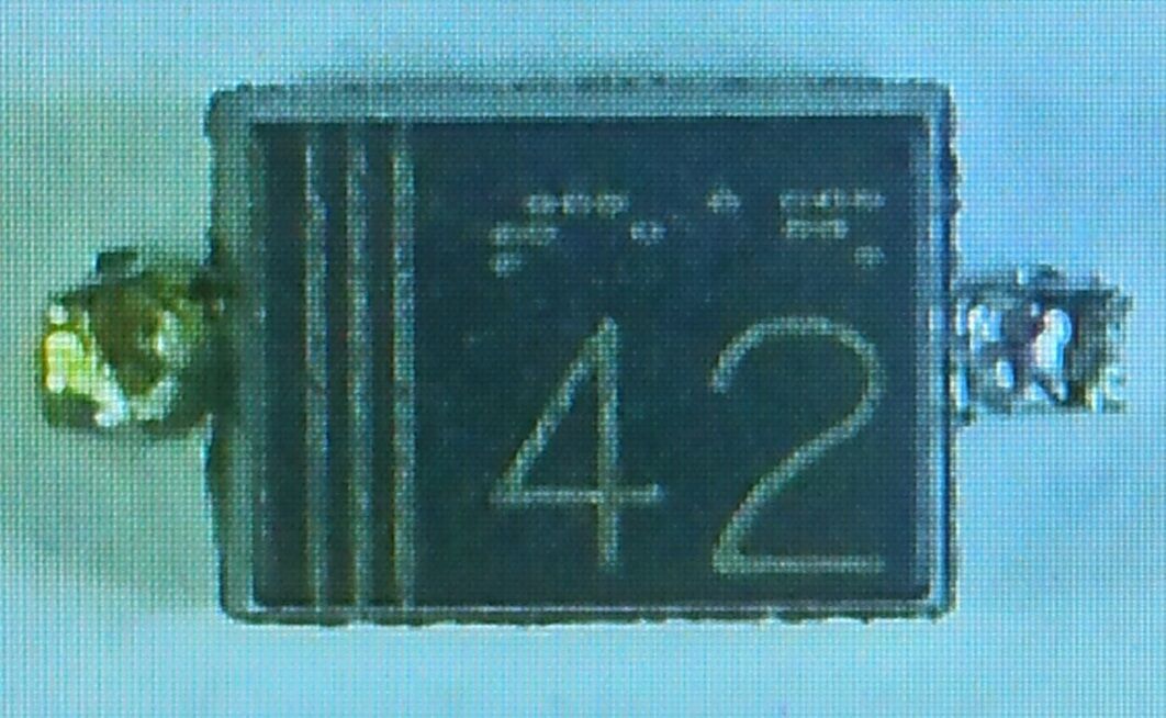 42 UDZVFH3.0B SOD-323FL Zener Diode