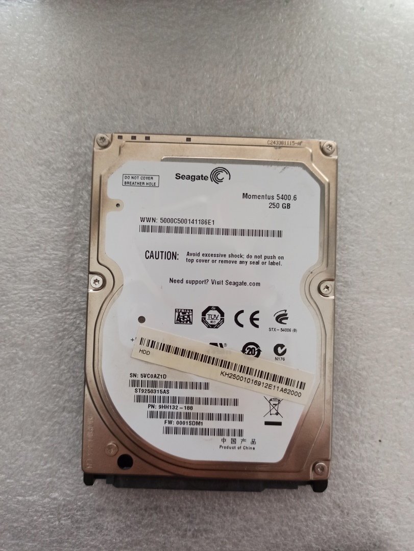 Arızalı Harddisk Seagate ST9250315AS 9HH132-188 100513229 RevA